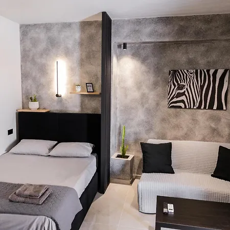 Frourio A3 * Larissa